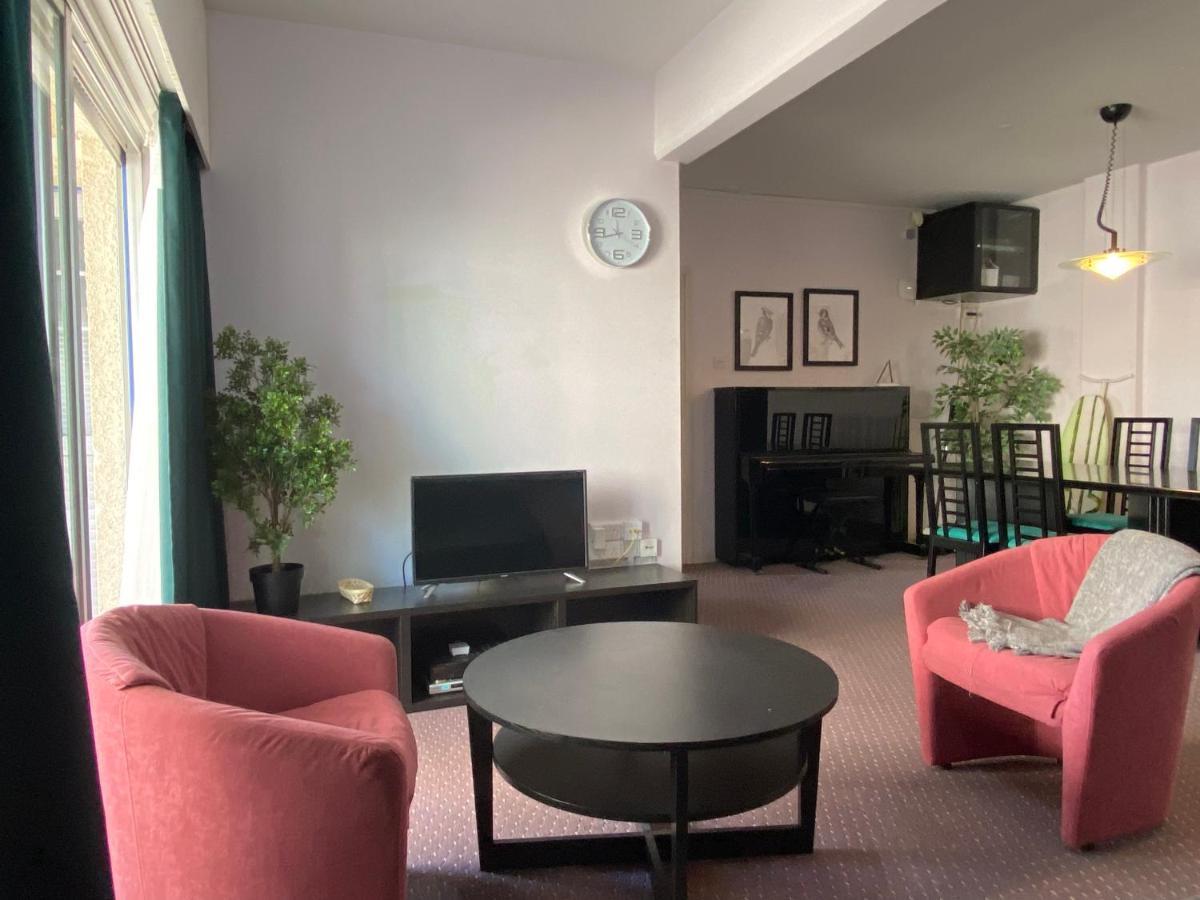 Private Room In A Shared Flat At Best Location Limassol Kültér fotó